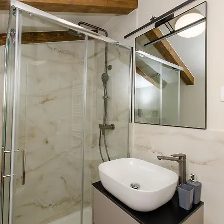 Rio Luxury Πανσιόν 4*