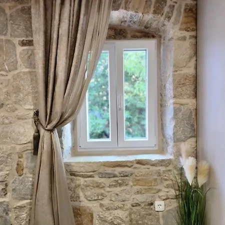 Πανσιόν Rio Luxury 4*