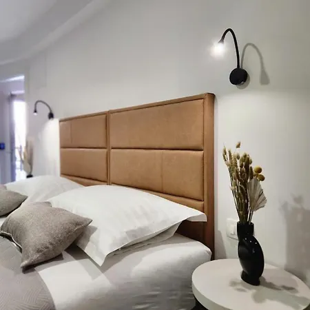 Rio Luxury Πανσιόν 4*