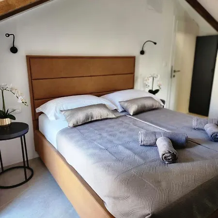 Πανσιόν Rio Luxury Σπλιτ